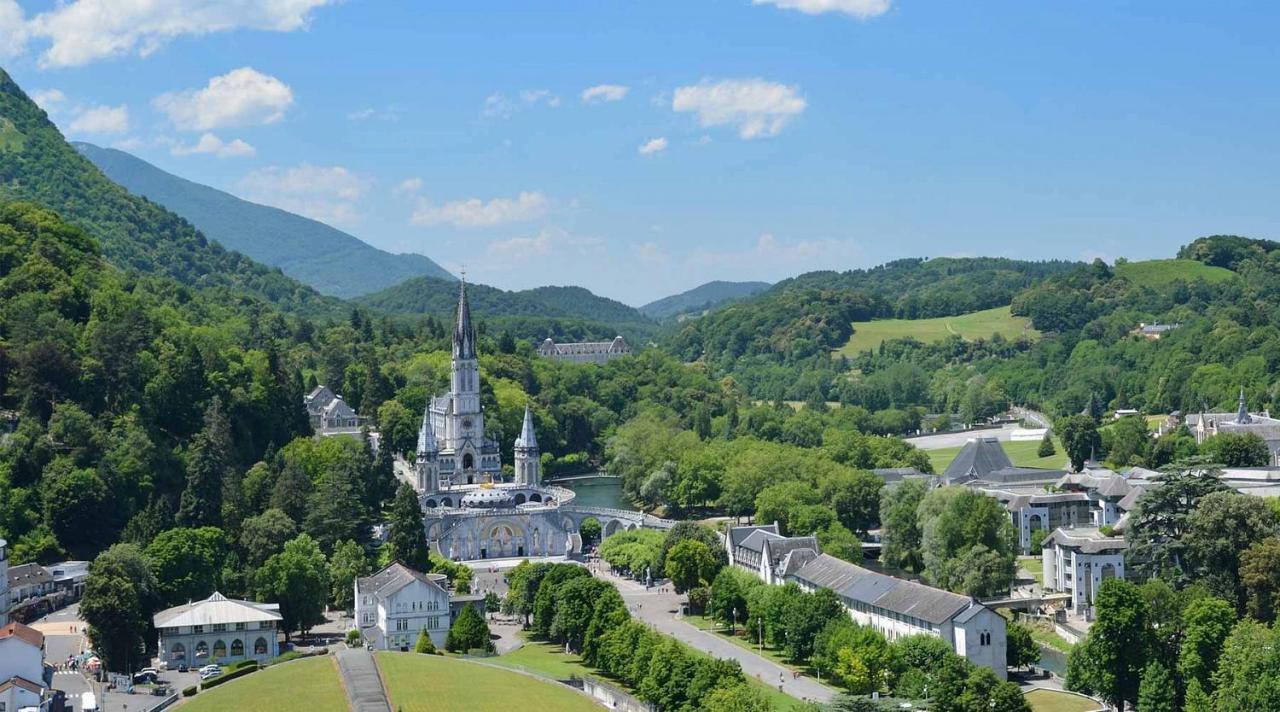 Appart Lourdes 100 M Gare - 4 Places Avec Balcon 10Mn Sanctuaire 외부 사진